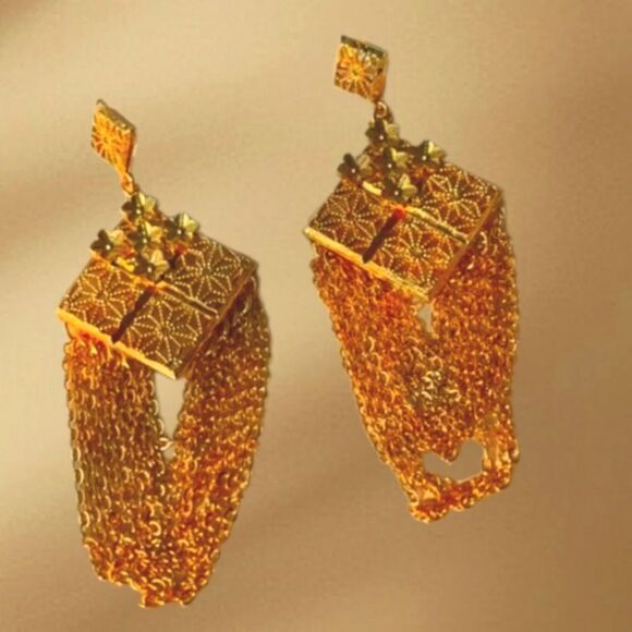 New Modern Geometric Flower Chain Dangle Earrings - Picture 3 of 6